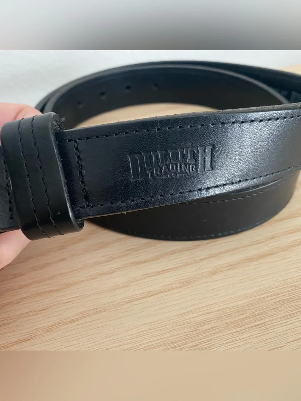 Duluth Trading Company Italian Leather Belt w/brass buckle